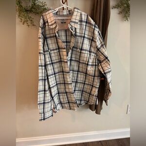 Women’s plus size 3x thick flannel button up. NWT